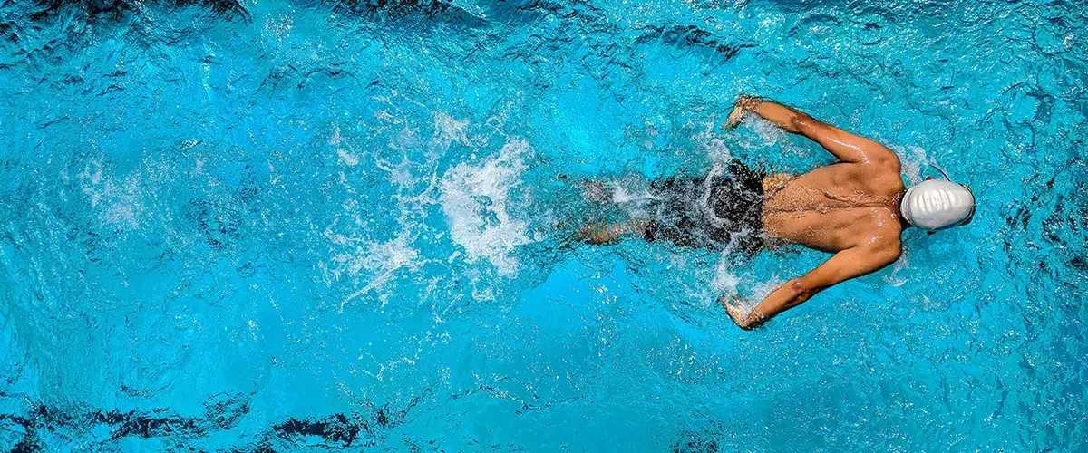 8 - Schwimmen, ein sanftes Programm, um schlanker zu werden!