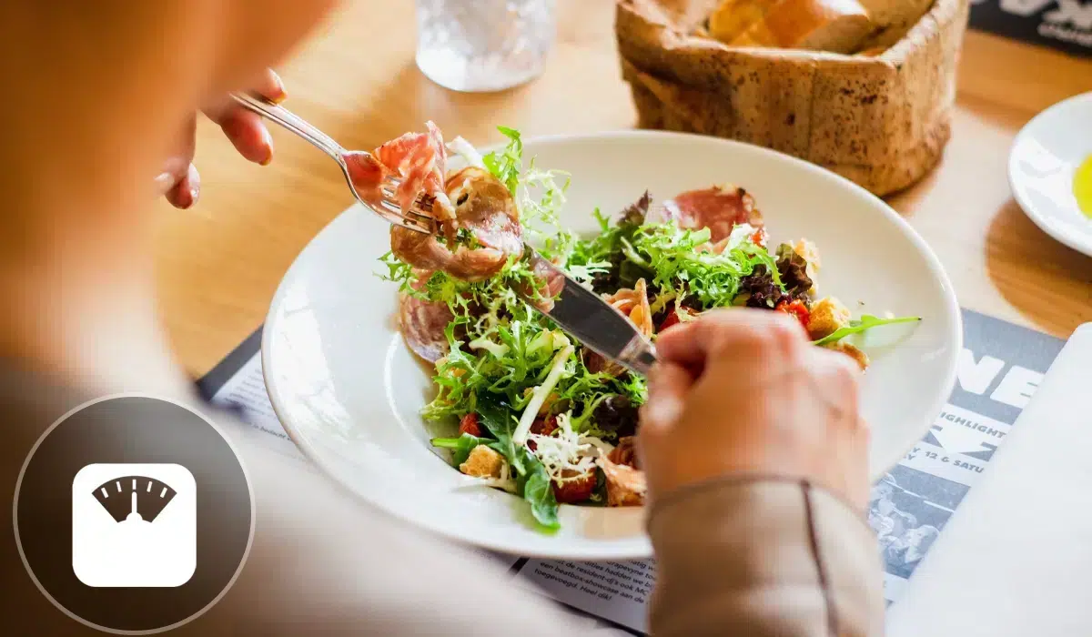 Prendre du poids sans manger beaucoup : quand nos habitudes alimentaires nous jouent des tours !